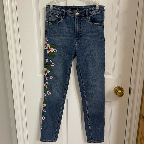 ZARA embroidered skinny jeans - Picture 2 of 9